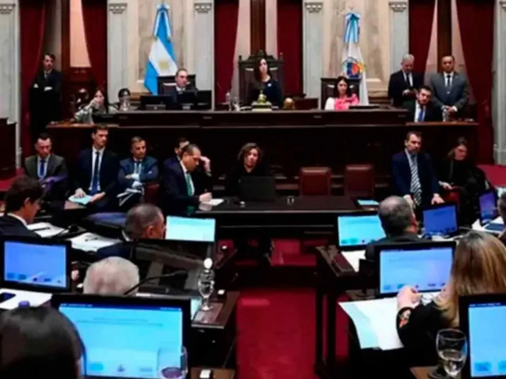 Se prepara para dar un nuevo golpe al Gobierno