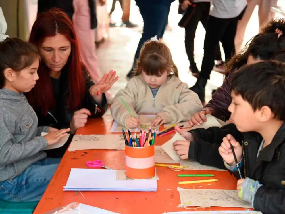 Jornada de cuentos, libros y juegos