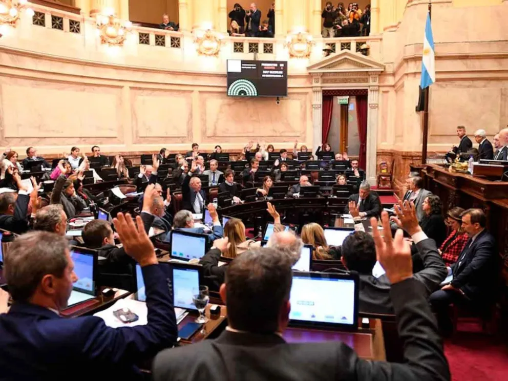 Con 63 votos a favor y 7 en contra