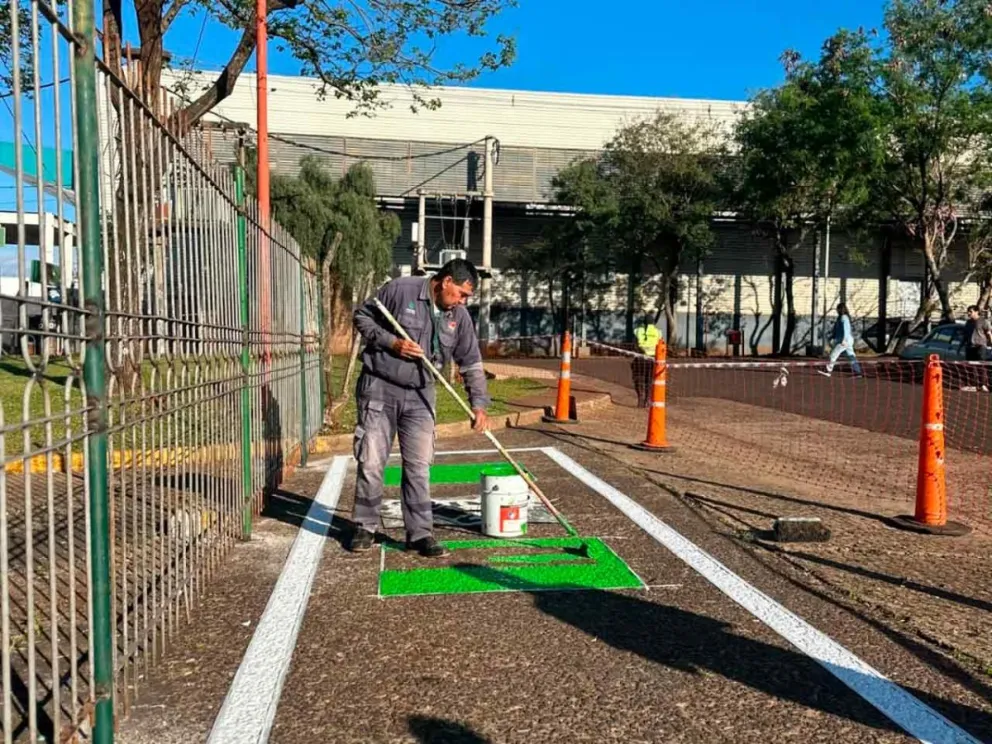 Ordenará el área de estacionamiento