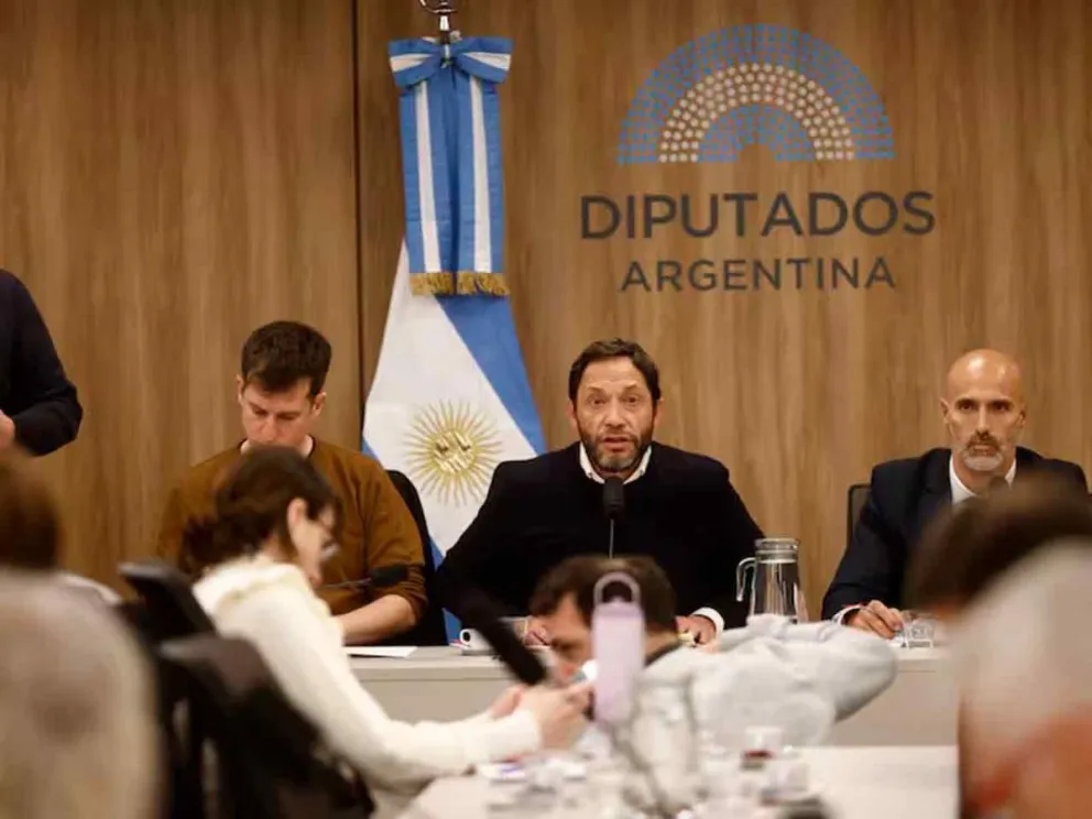 Estableció como fecha el 23 o 30 de septiembre