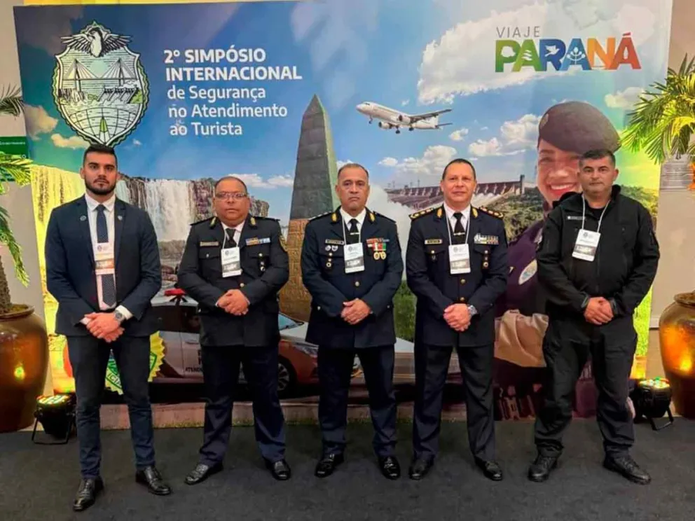 Representantes de la Jefatura de Policía