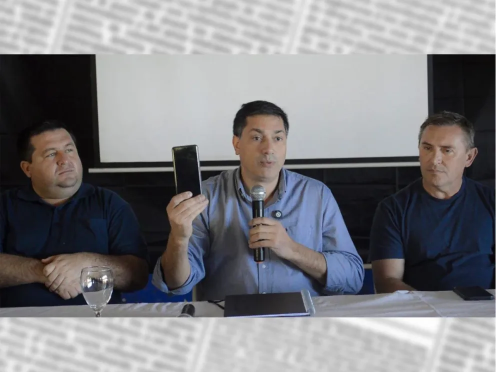 Martín Recamán exhibe el carnet online