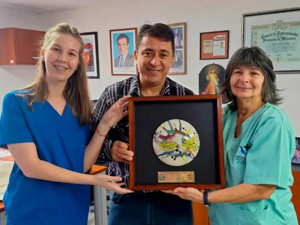 Martín Cesino y representantes del Instituto