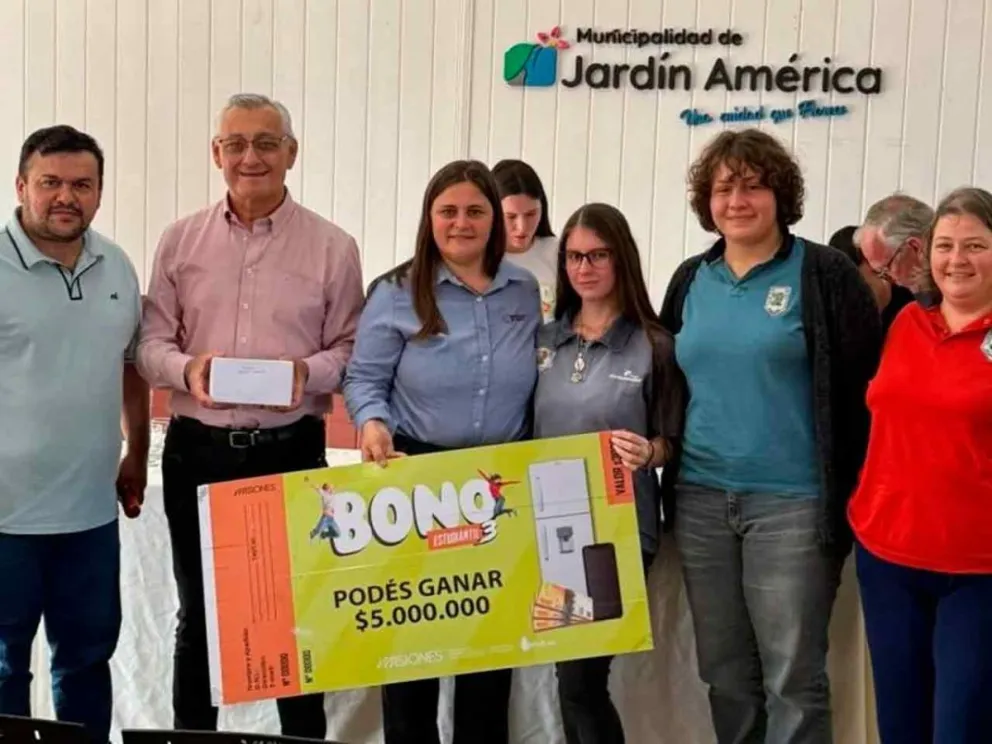 Ramón Arrúa encabezó la entrega