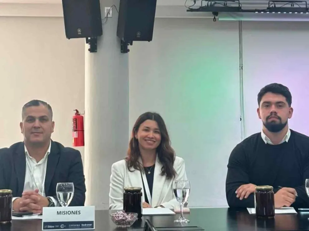 Roberto Padilla y comitiva 