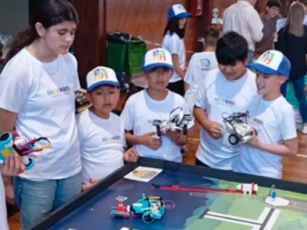 Competencia de robótica educativa