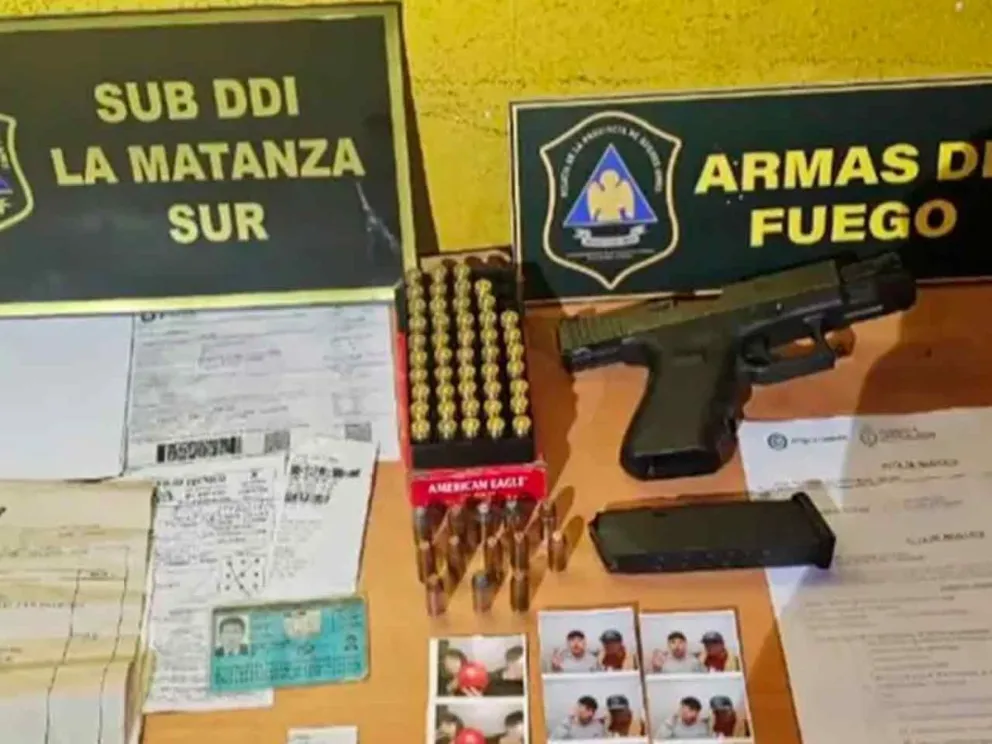 Incautaron una pistola Glock, 50 municiones y otros elementos