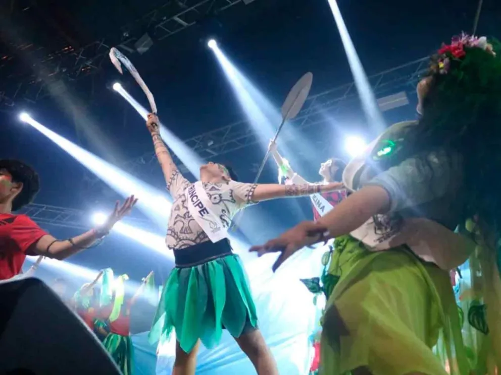 Desplegaron su ritmo y color