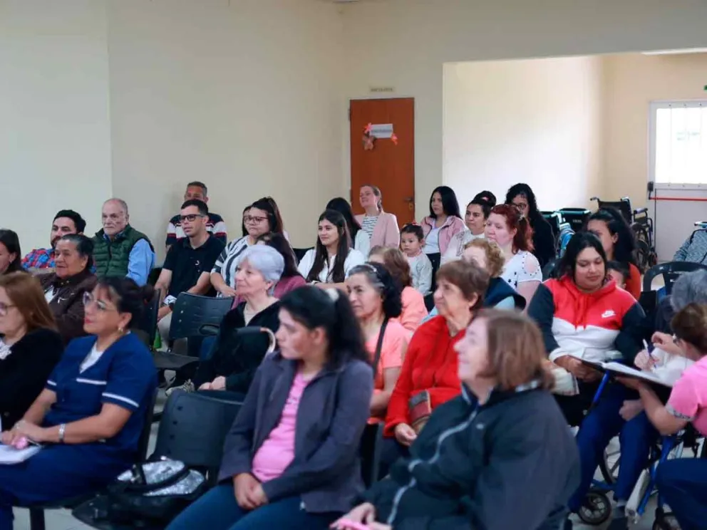 Momento de la charla explicativa