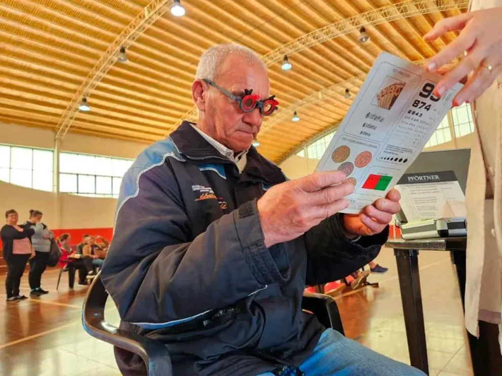 Permite el acceso a la salud visual