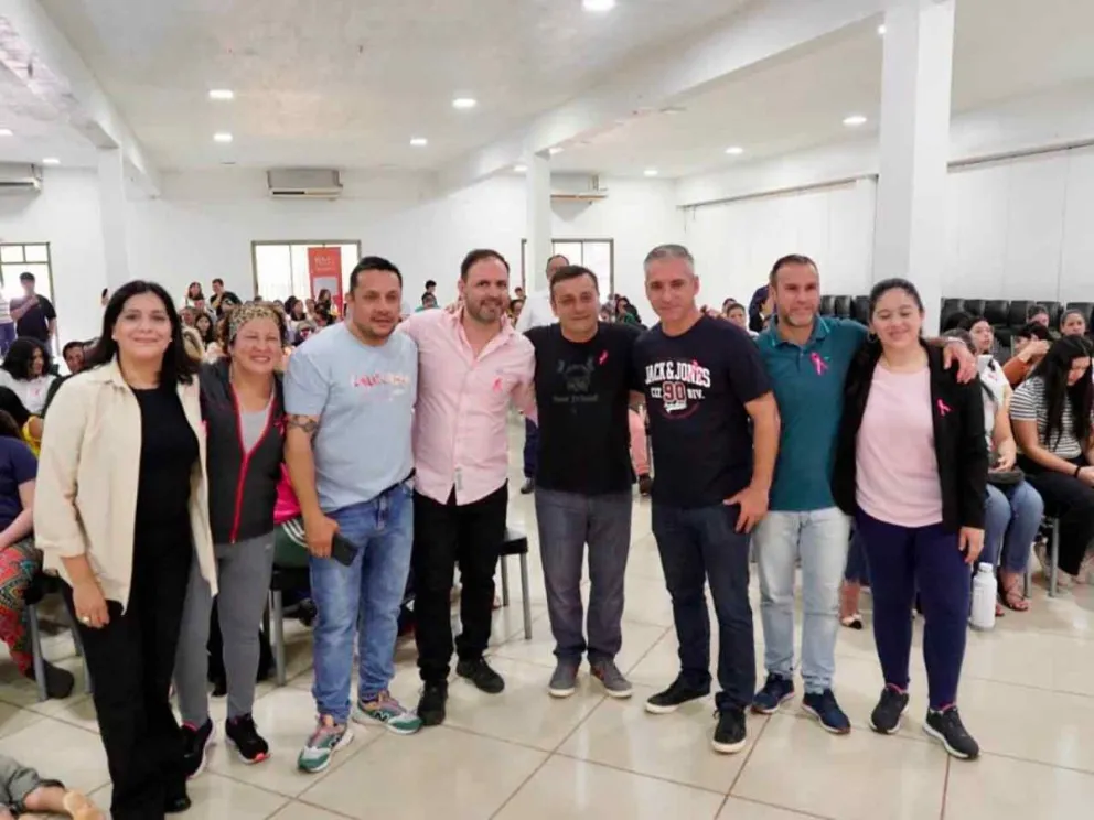 Oscar Herrera Ahuad destacó la importancia del Mes Rosa