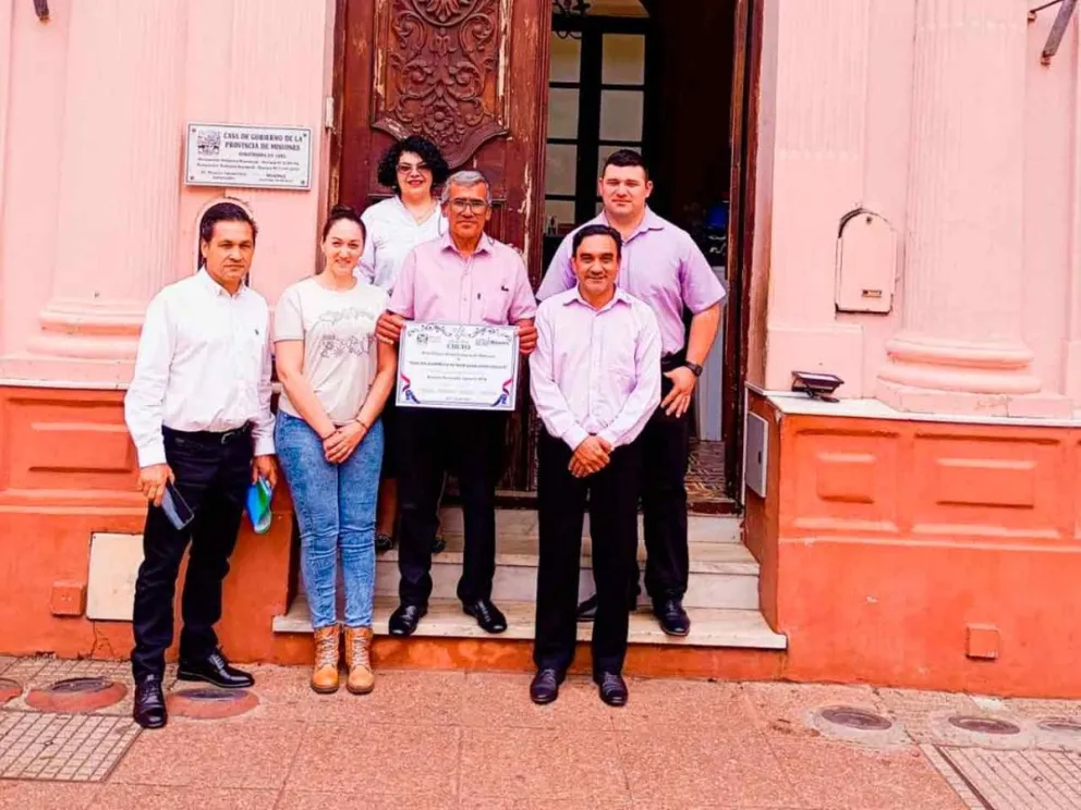 Entrega del Registro Nacional de Culto Nº 8538