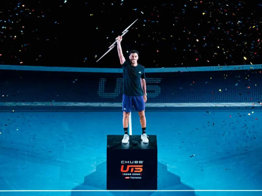 Francisco Cerúndolo celebrando la victoria