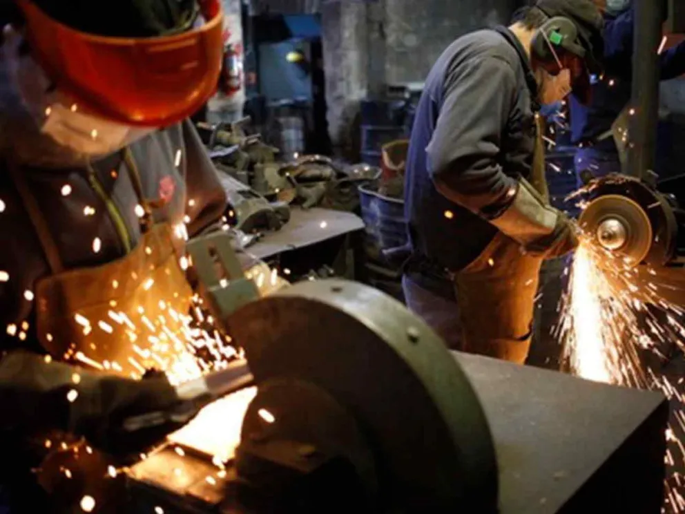 Según el informe mensual de ADIMRA