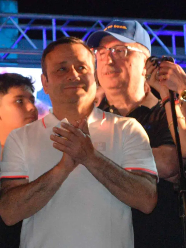 El Gobernador junto a Herrera Ahuad en el cierre