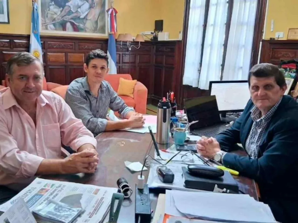 Adolfo Safrán recibió a Kuinaschuk y Alvez