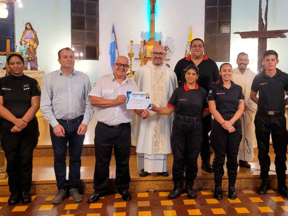 Emotiva ceremonia religiosa