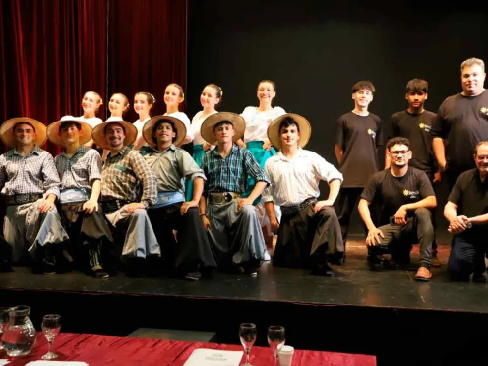 Música, danza e identidad litoraleña