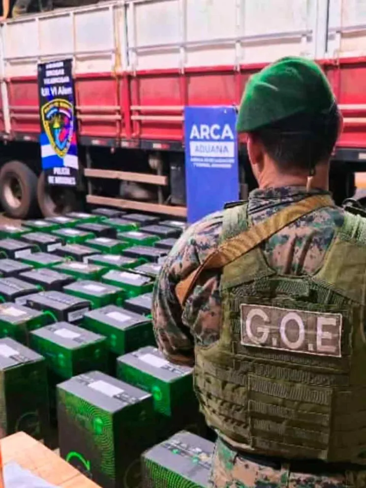 Secuestraron 100.000 atados de cigarrillos
