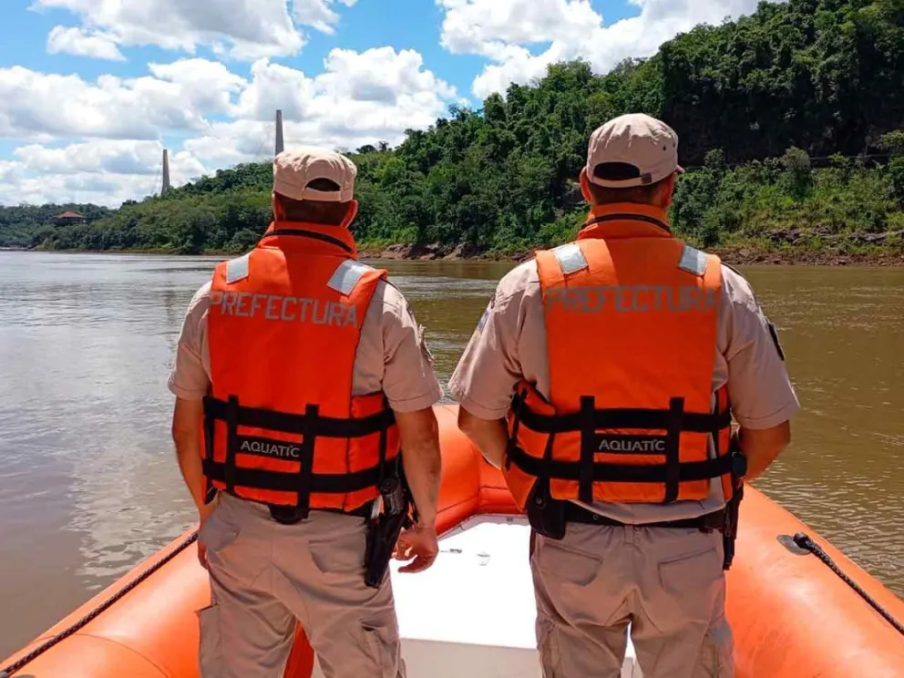 Patrullaje fluvial en lugares concurridos