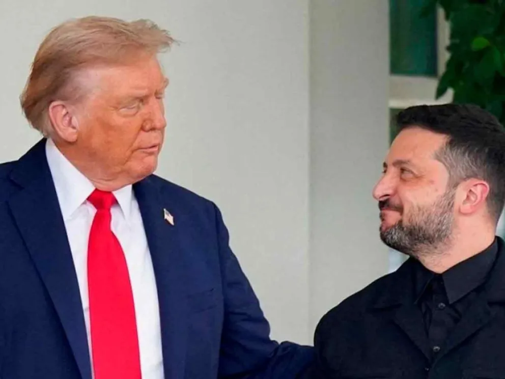 Donald Trump y Volodímir Zelenski 