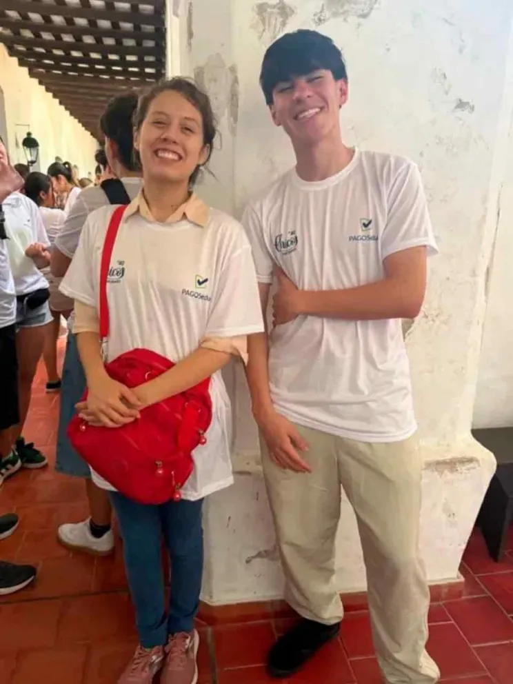 Emily Arias Blanco y Lautaro Batochi