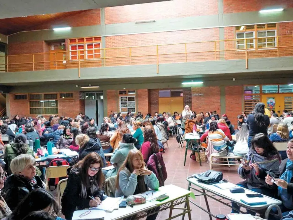 Destacaron el trabajo de los docentes y del gabinete educativo