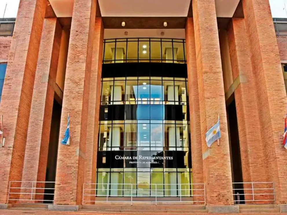 Para tratar los temas previstos en el Decreto Nº 447