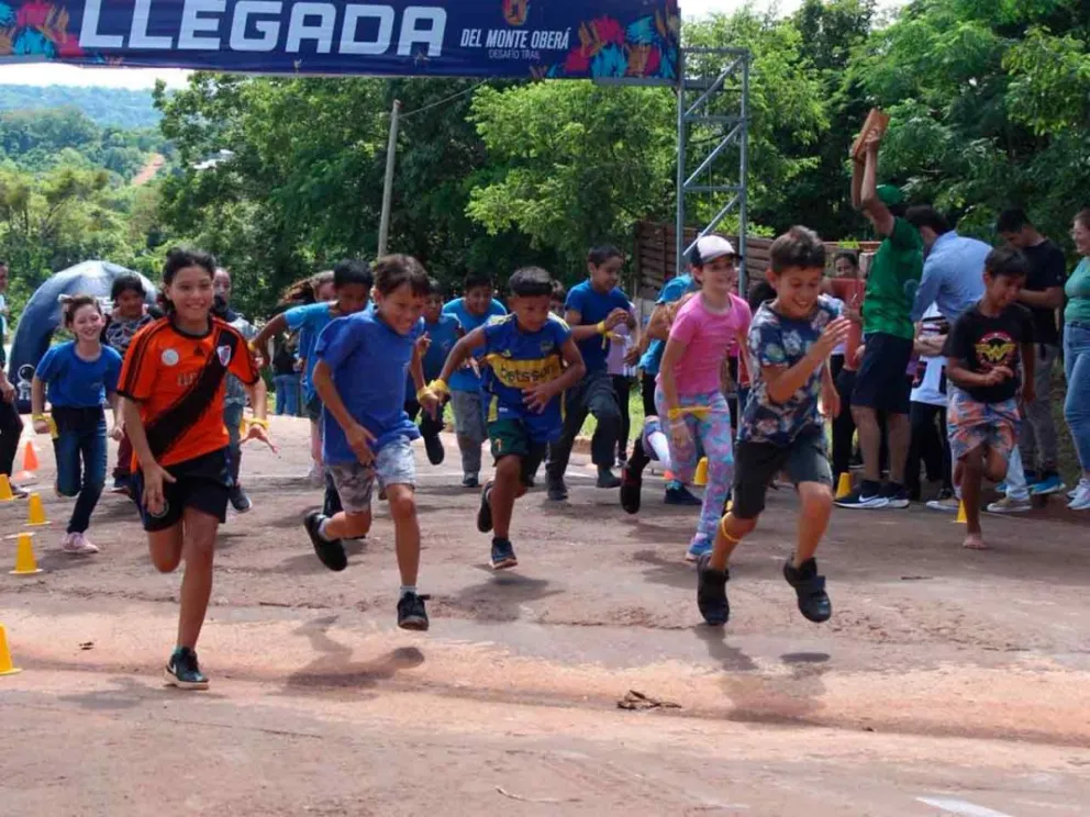 Con mini-maratón y mini-atletismo