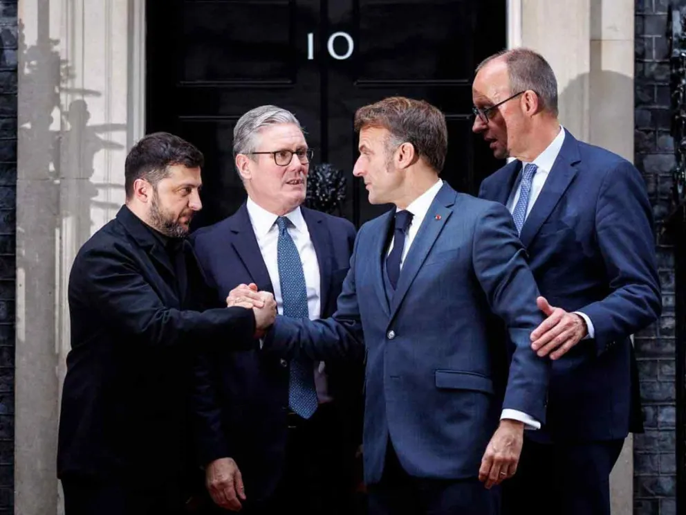 Zelenski se reunió Starmer, Macron y Merz