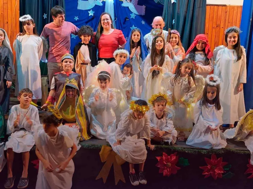 Por niños de 1º de Comunión a las 21:00 