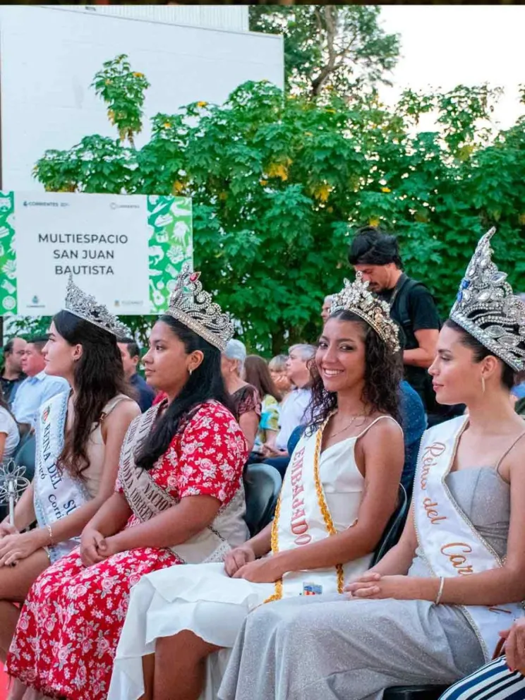 Las Reinas presentes en la apertura oficial