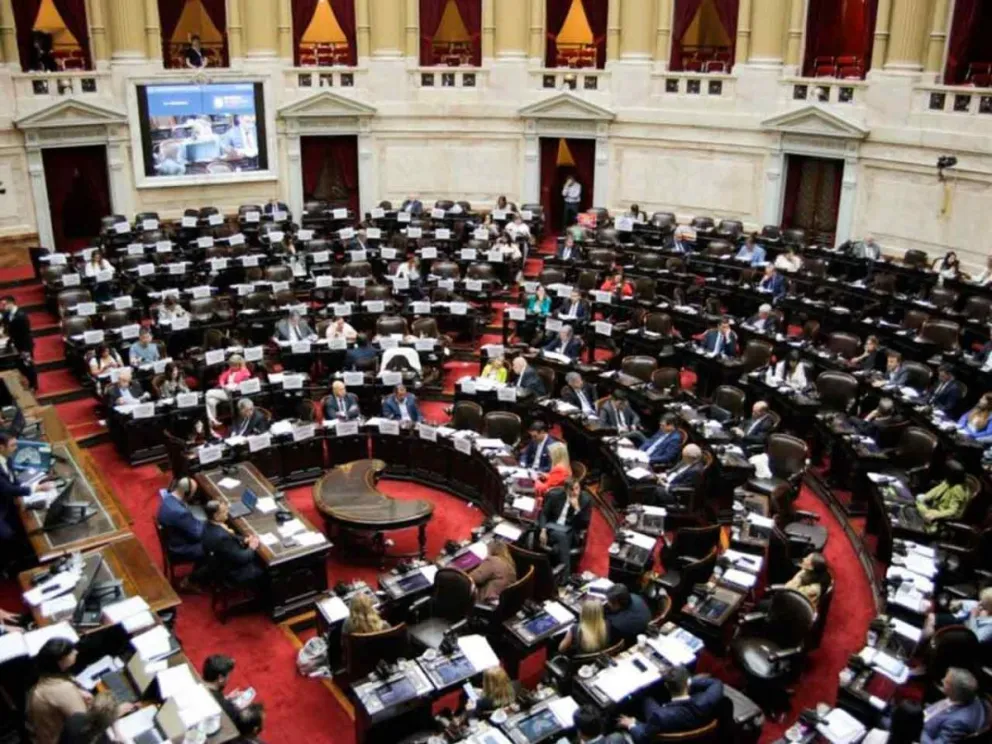 Por reforma laboral y glaciares