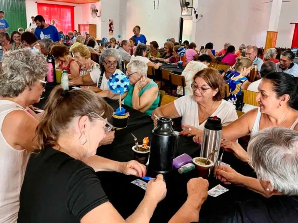 Con el objetivo de acompañar a la comunidad