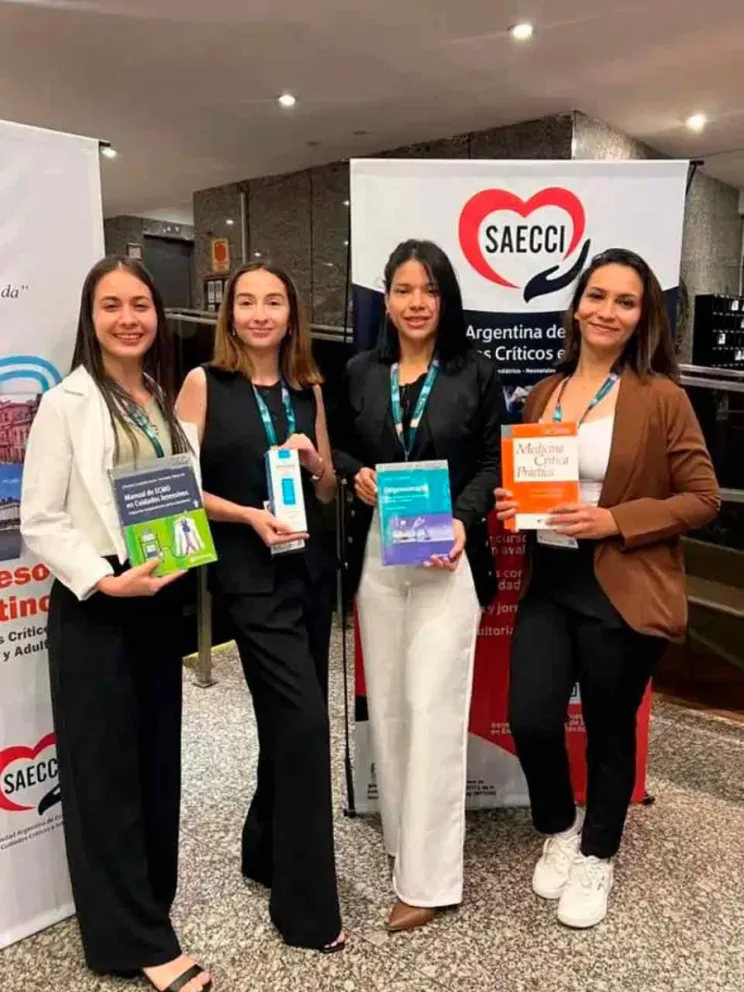 Las autoras del trabajo premiado