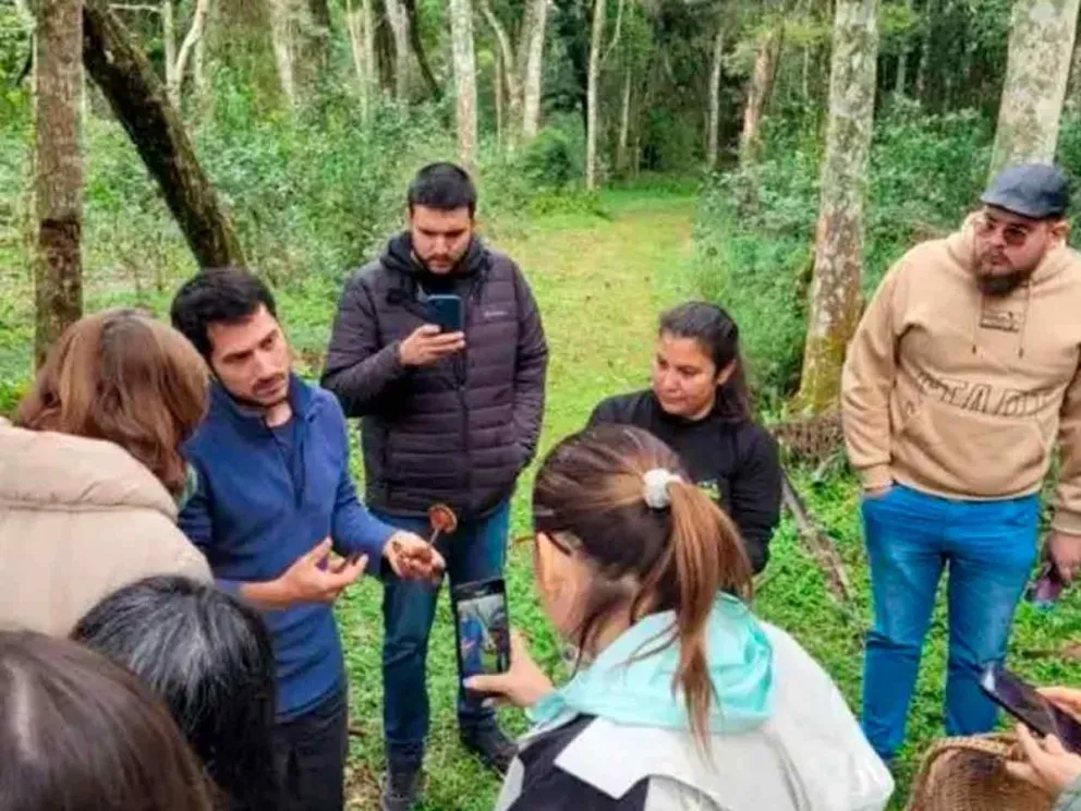 Ofreció talleres sobre cultivo y recolección
