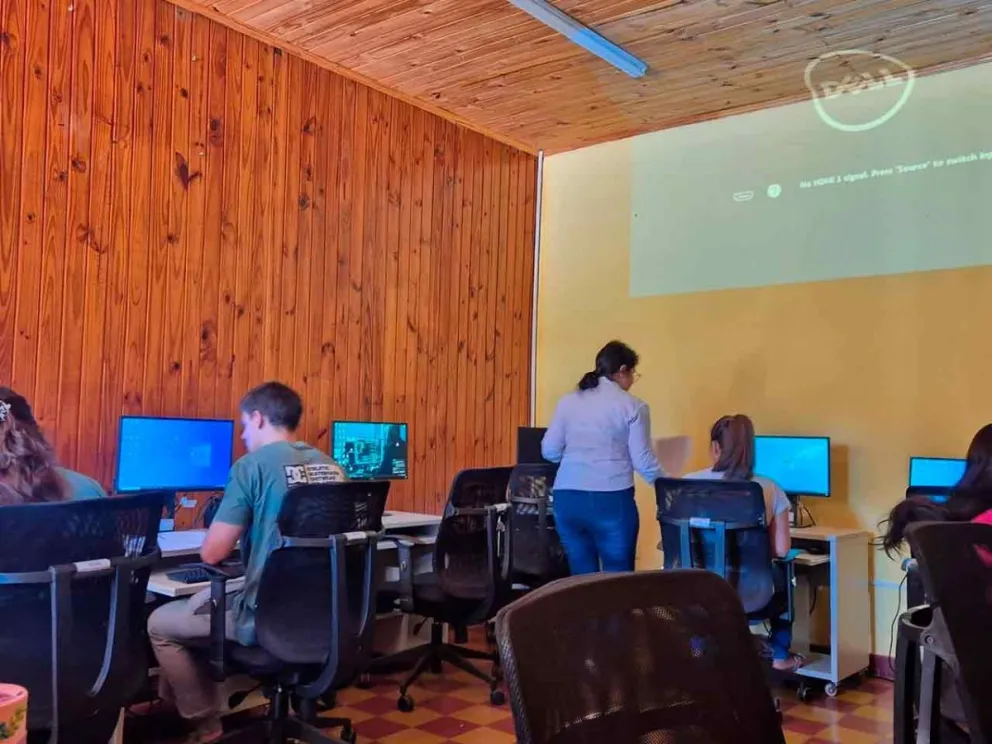 Gratuitos para jóvenes y adultos en el IMES