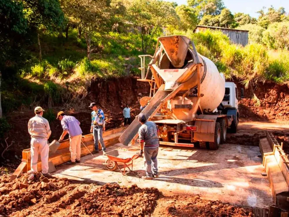 Tareas de hormigonado y entoscado