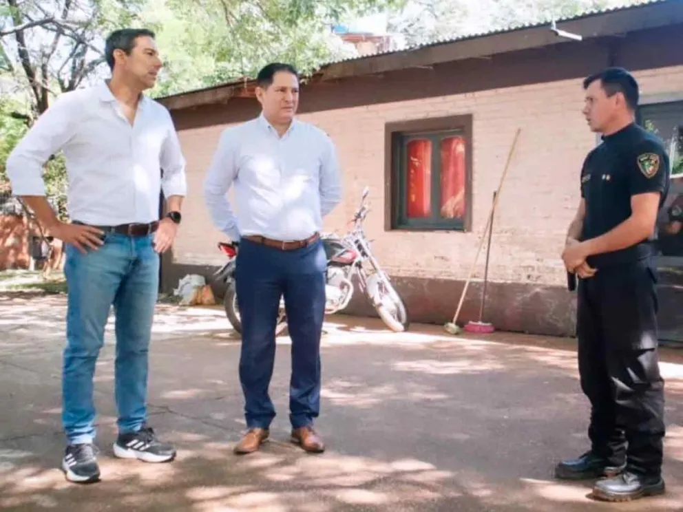 Marcelo Pérez y Sandro Martínez durante la supervisión