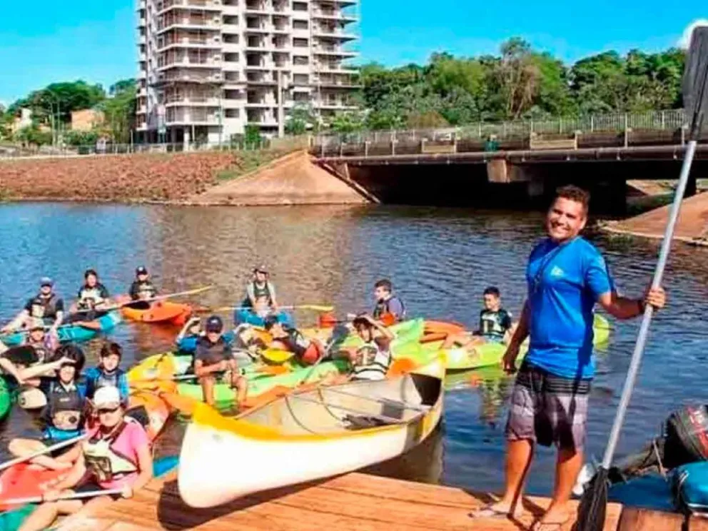Escuela de canotaje para todas las edades
