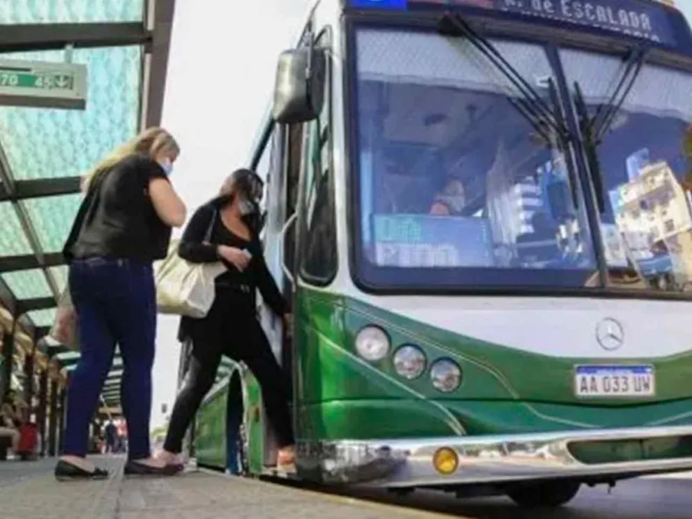 Aumento salarial del 1%, calificado como una burla