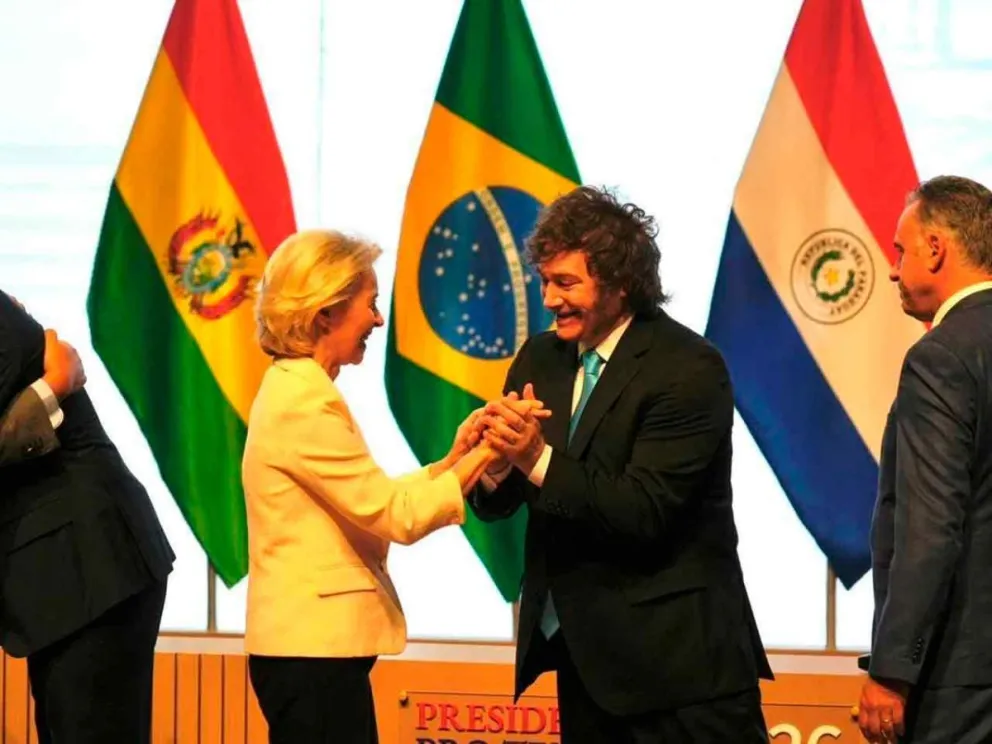 Ursula von der Leyen y Javier Milei