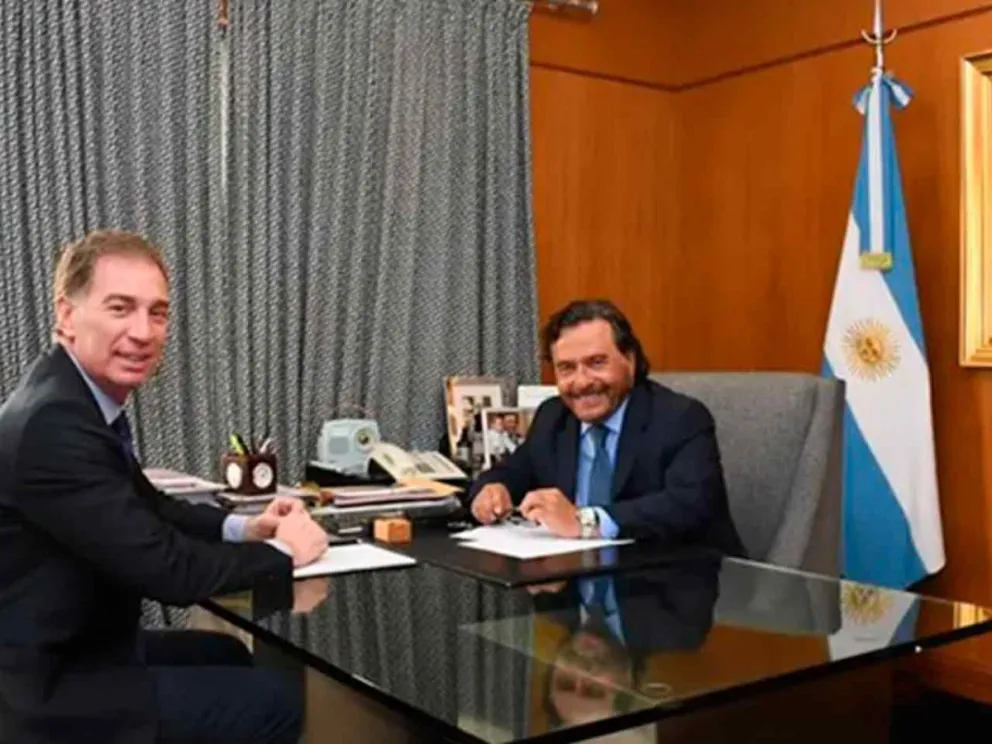 Diego Santilli junto a Gustavo Sáenz