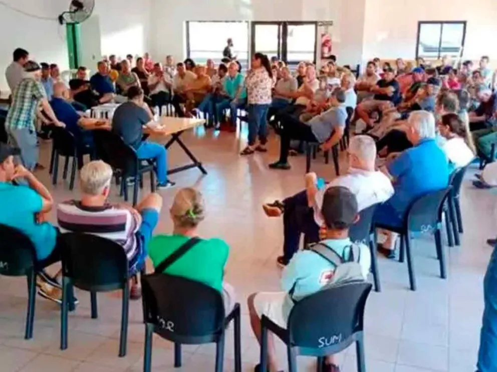 Asamblea en Campo Viera