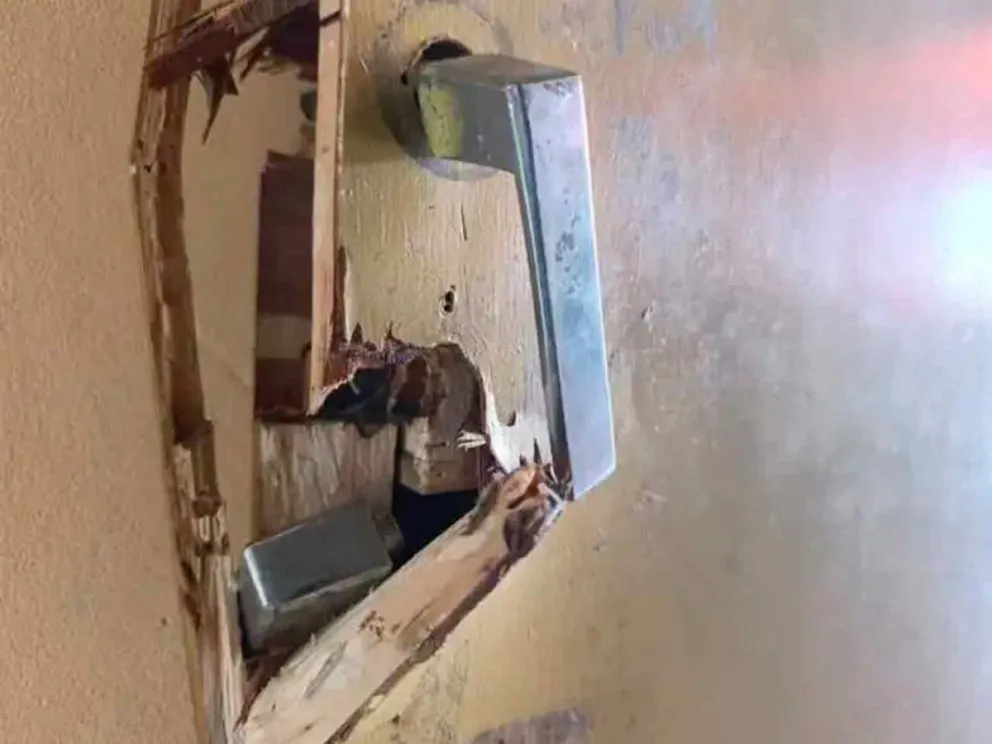 Violentaron las puertas de acceso