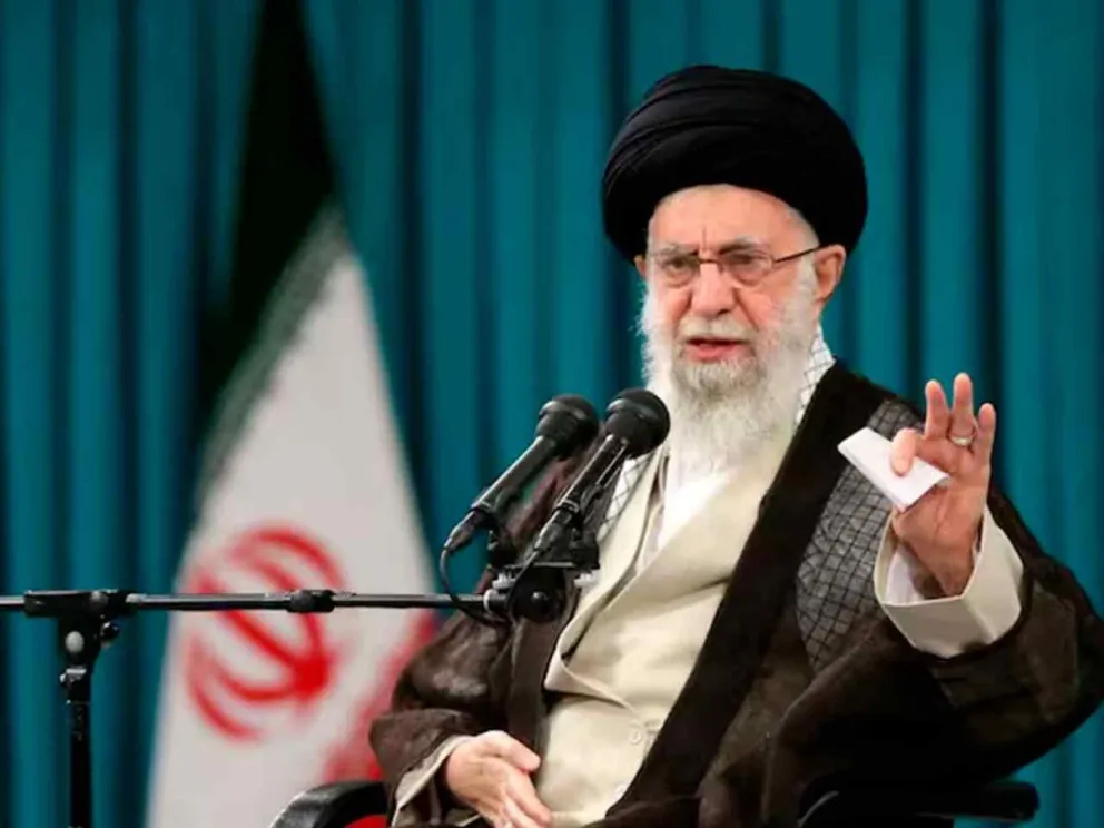 Líder supremo iraní, Alí Jameneí