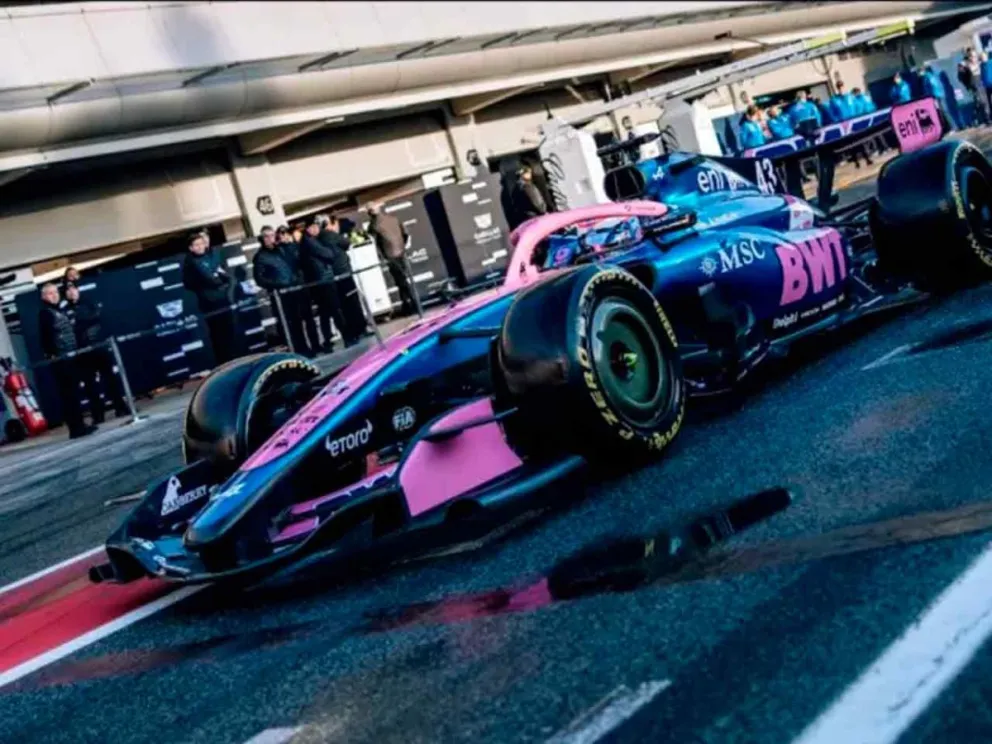 El flamante Alpine A526 del piloto argentino