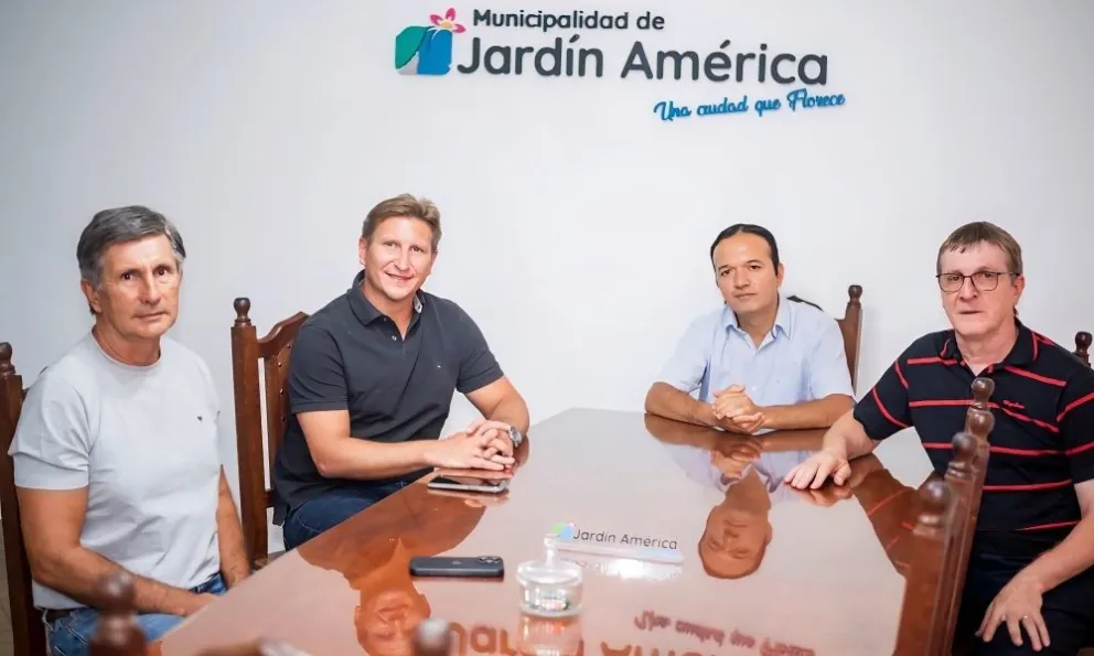 Sebastián Macias encabezó las visitas de trabajo