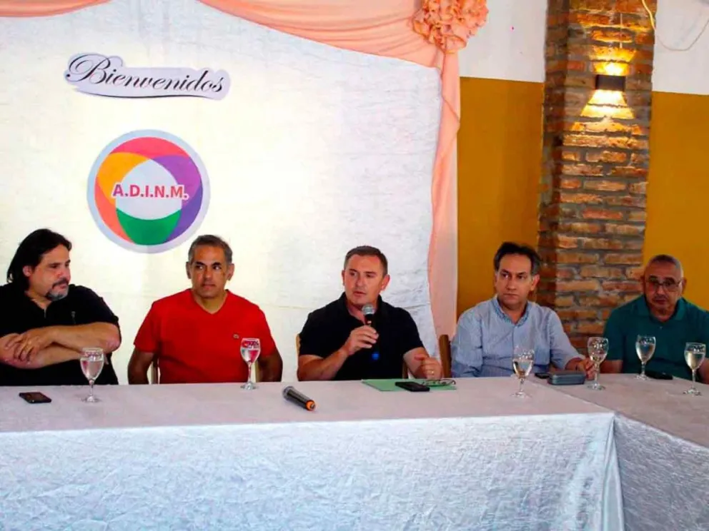 Carlos Sartori encabezó el encuentro de ADINM